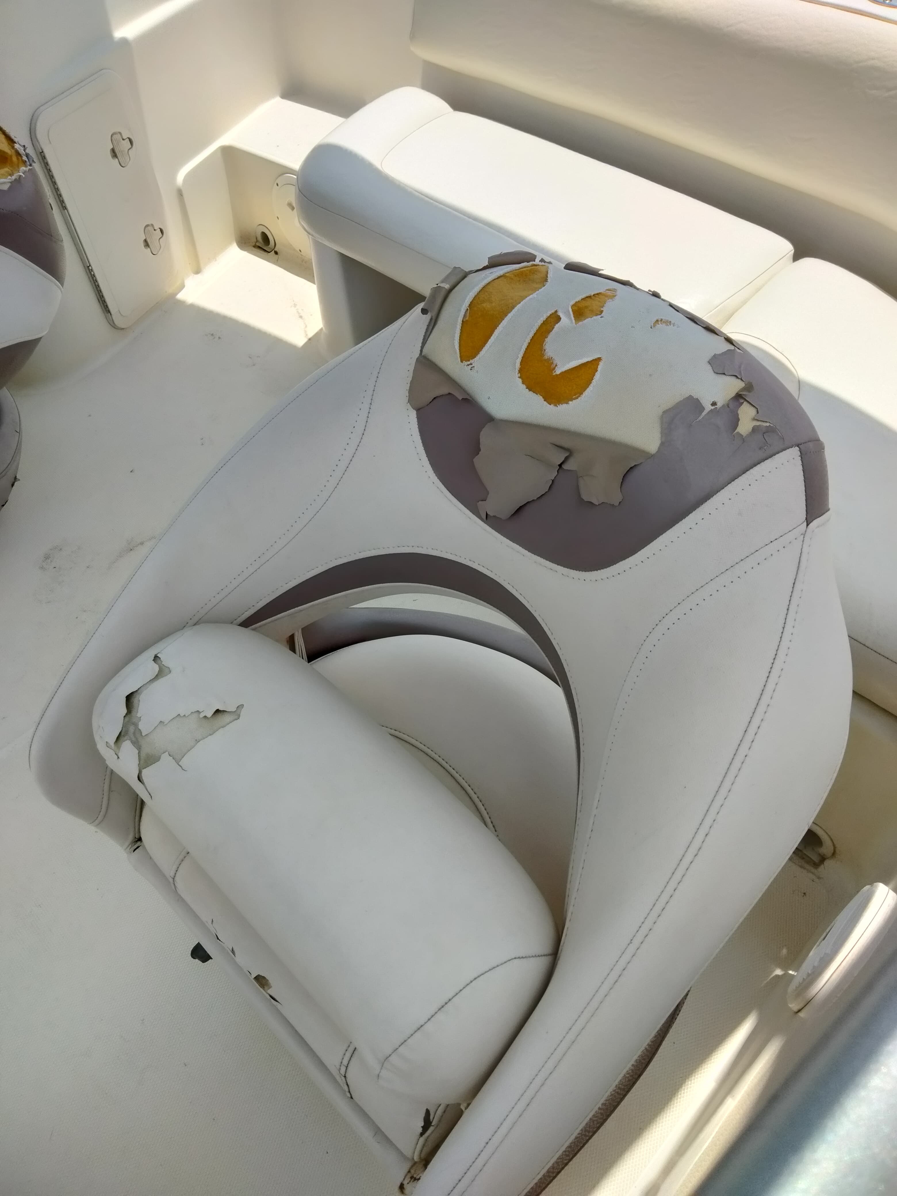 Captains seat