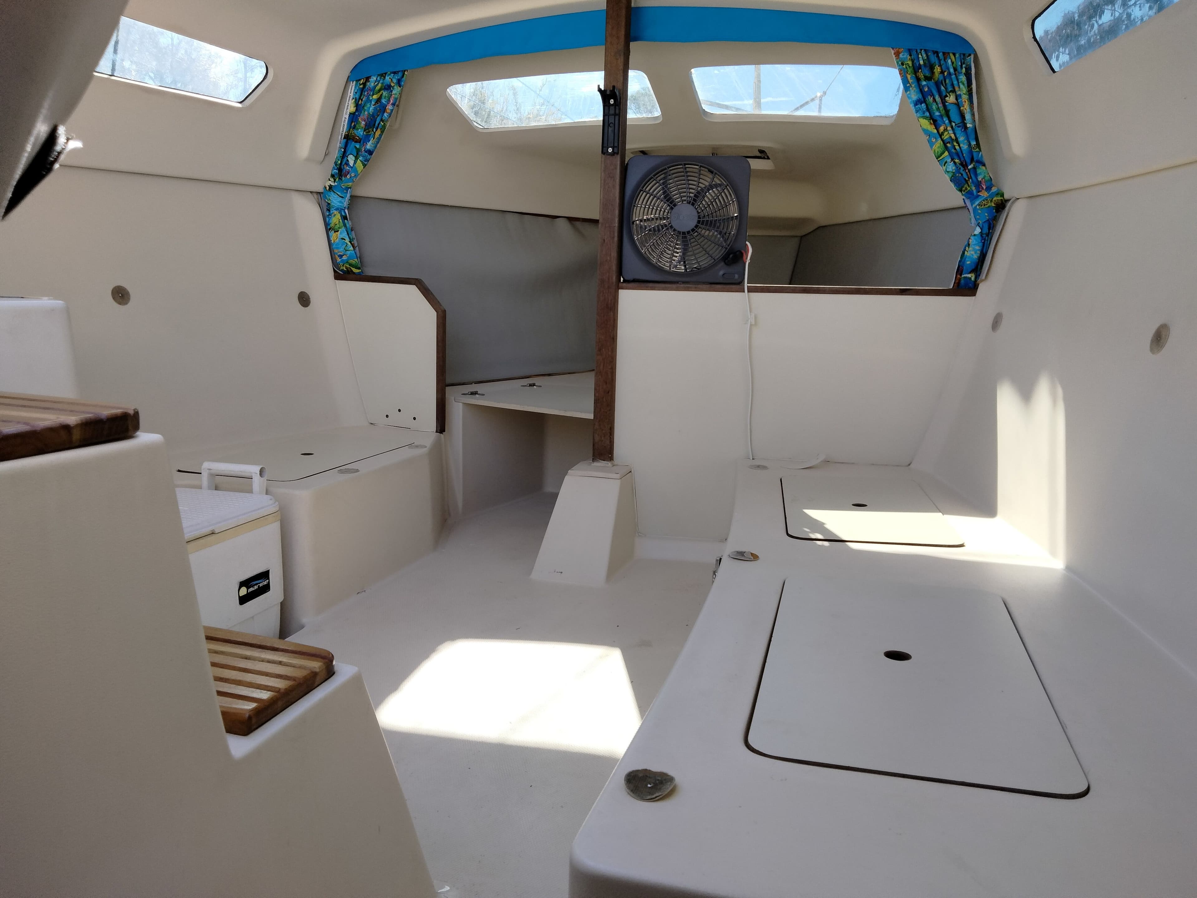 Interior forward